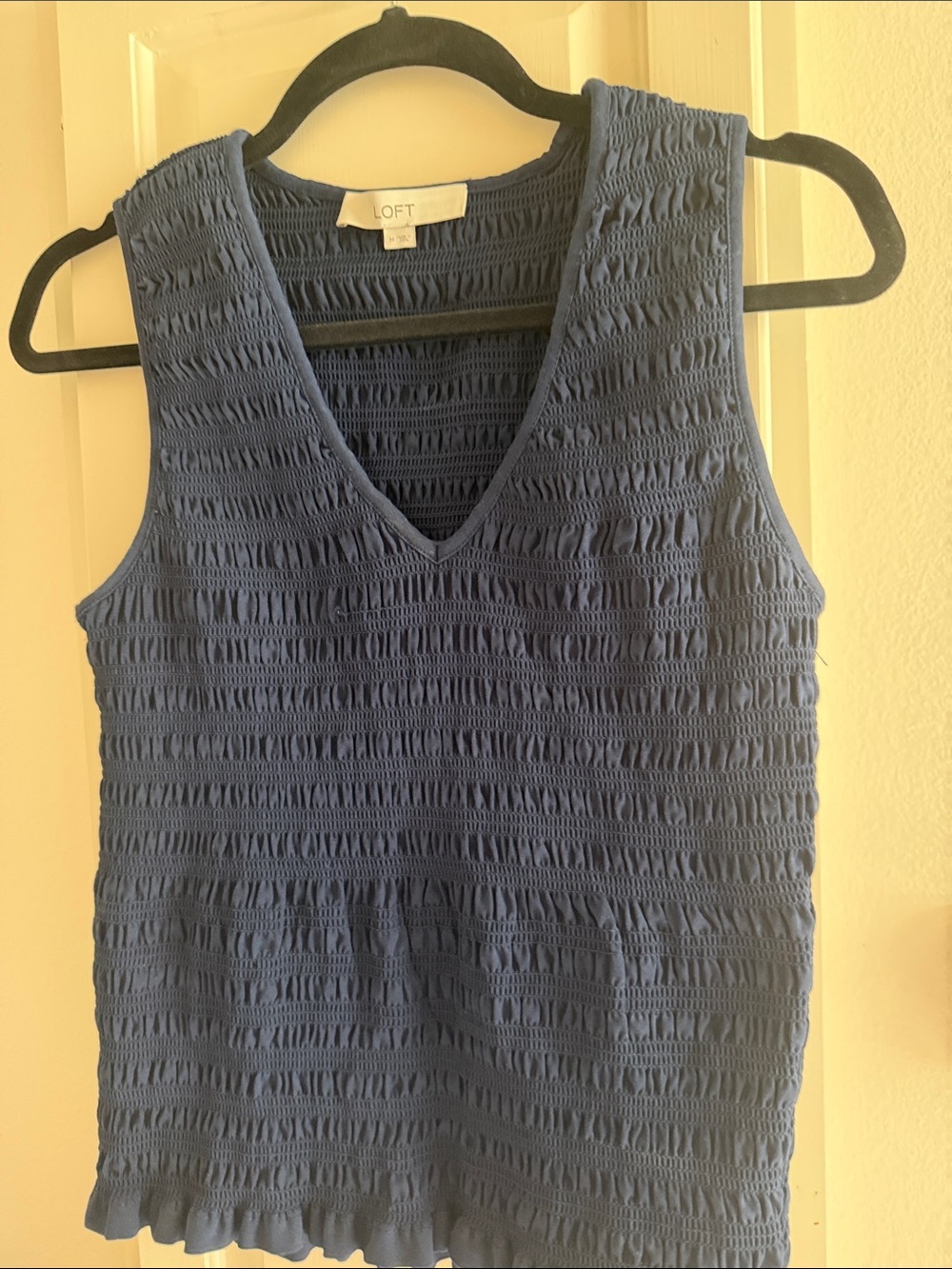 LOFT Blue Textured V-Neck Sleeveless Tank